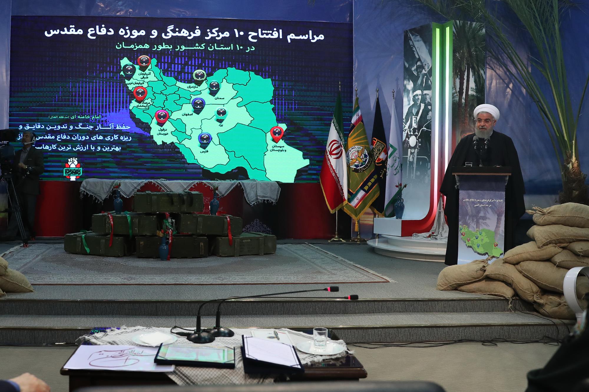 دفاع مقدس درس‌های فراوانی داشت؛ خانواده‌های شهدا و ایثارگران معلمان ما در زندگی هستند/ قدرت ملی باید افزایش یابد؛ قدرت دفاعی هم جزئی از آن است